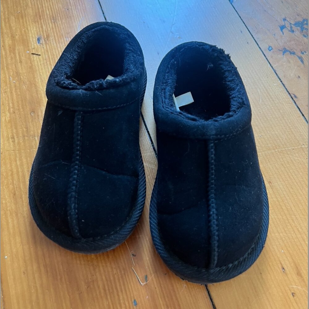 Fuzzy Black Slip Ons/Slippers